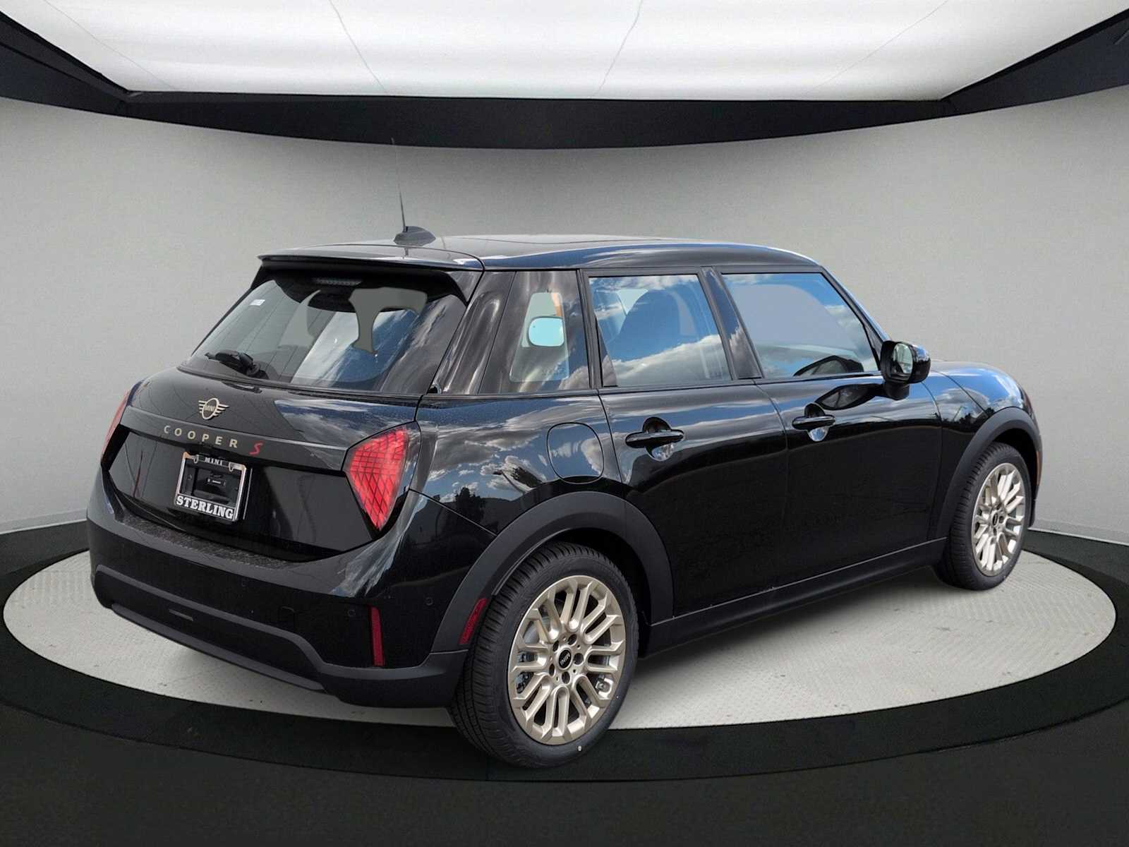 Thumbnail: 2026 MINI Cooper Hardtop - 8