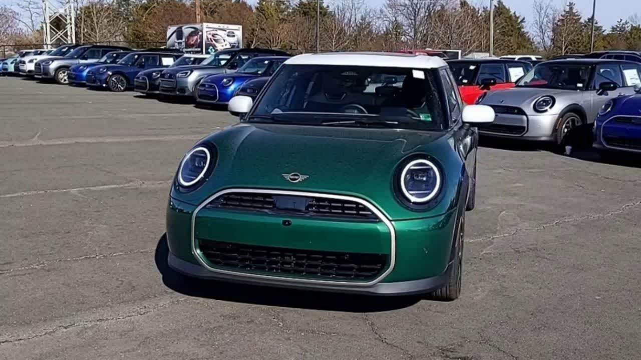 Thumbnail: 2025 MINI Cooper Hardtop - 3