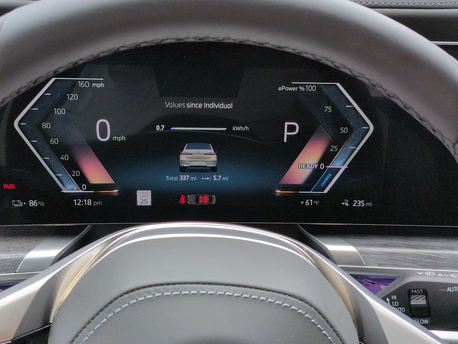 Thumbnail: 2025 BMW i7 - 36
