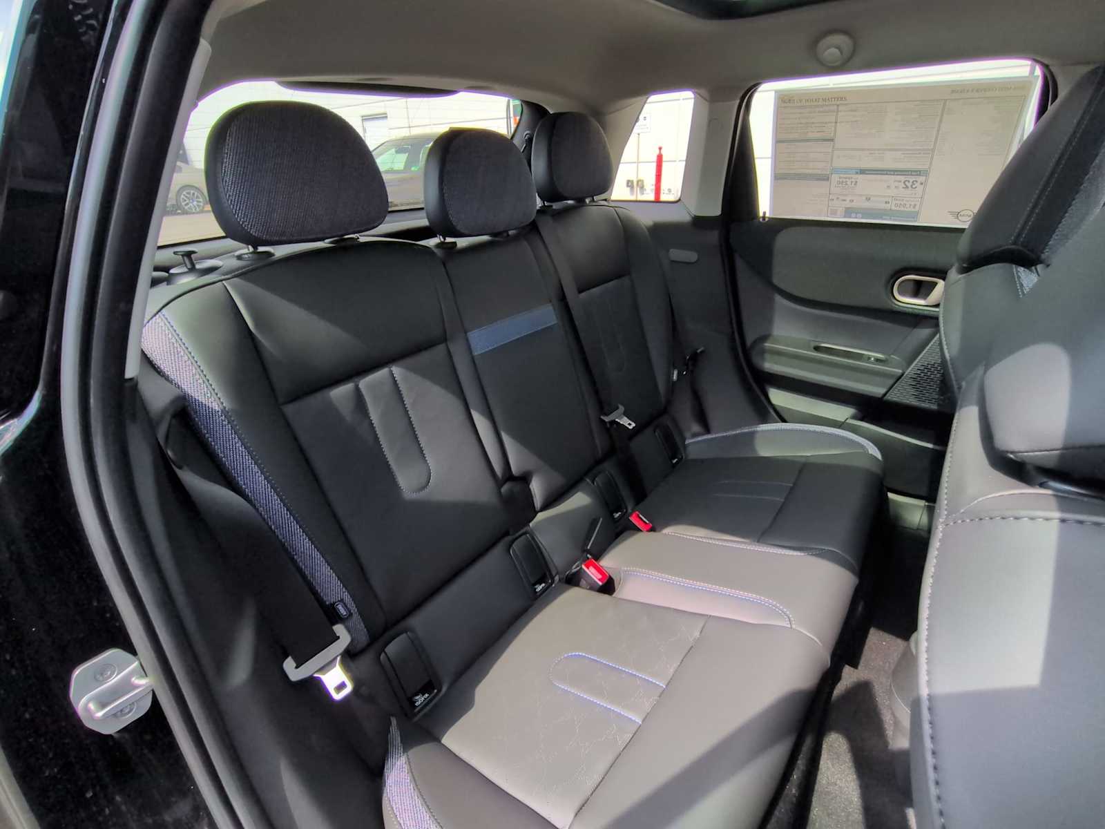 Thumbnail: 2026 MINI Cooper Hardtop - 22