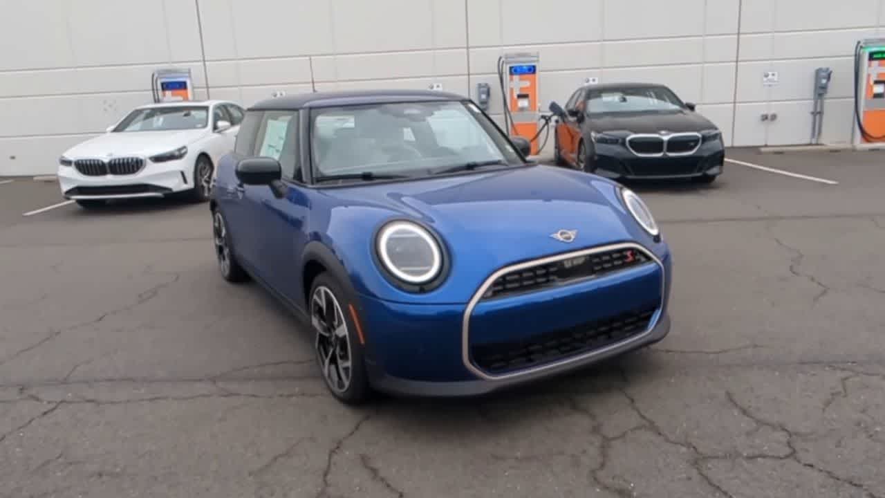 Thumbnail: 2025 MINI Cooper Hardtop - 3