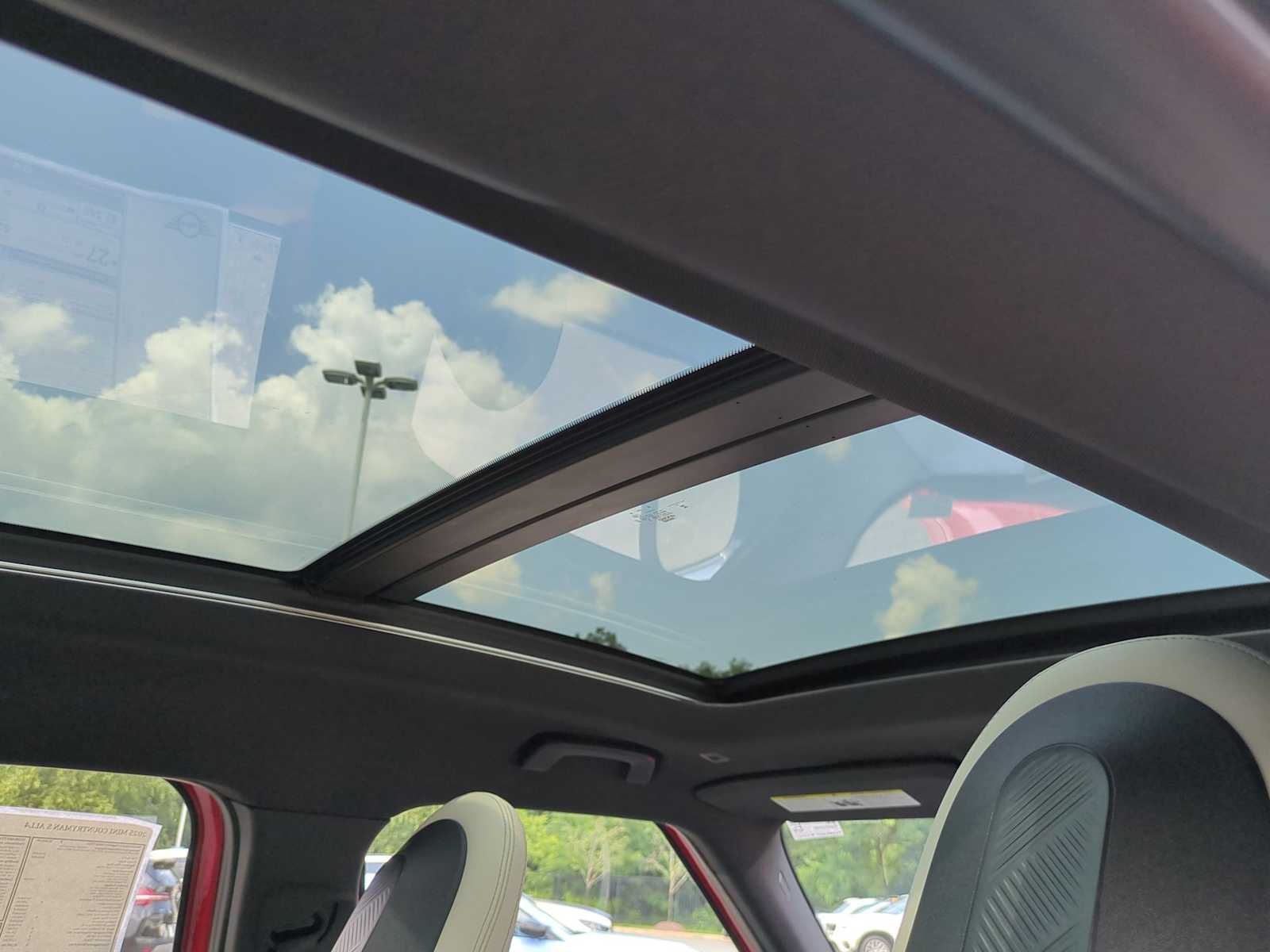 Thumbnail: 2025 MINI Cooper Countryman - 22