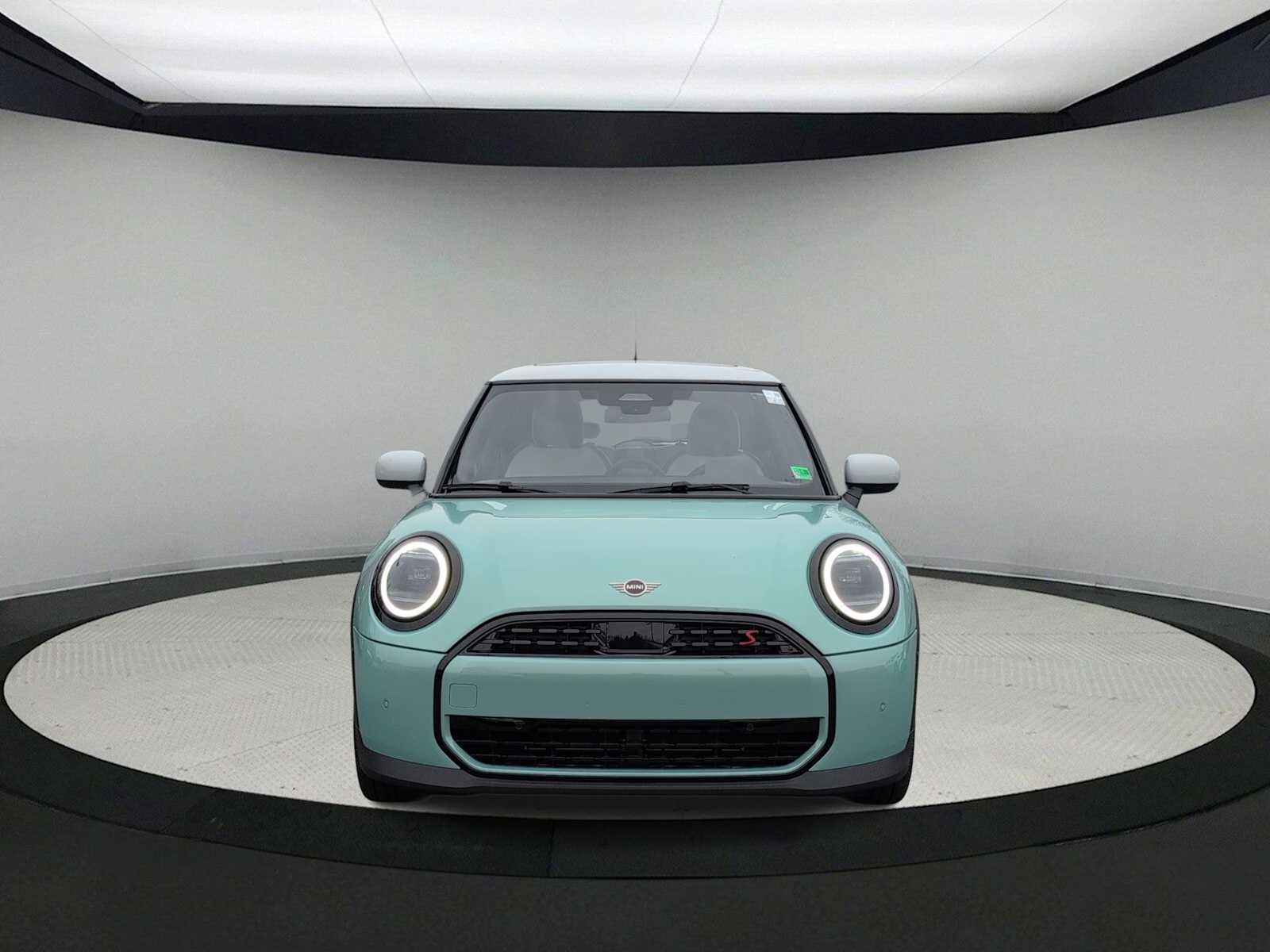 Thumbnail: 2026 MINI Cooper Hardtop - 3