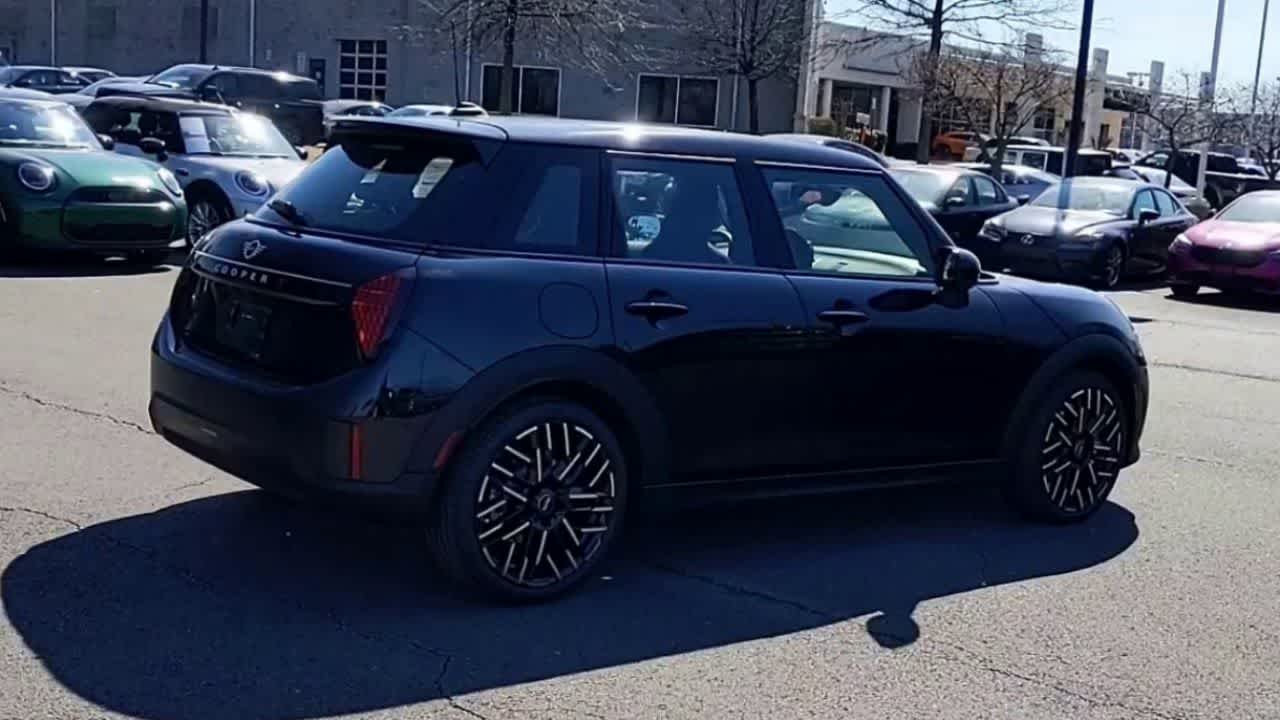 Thumbnail: 2025 MINI Cooper Hardtop - 8