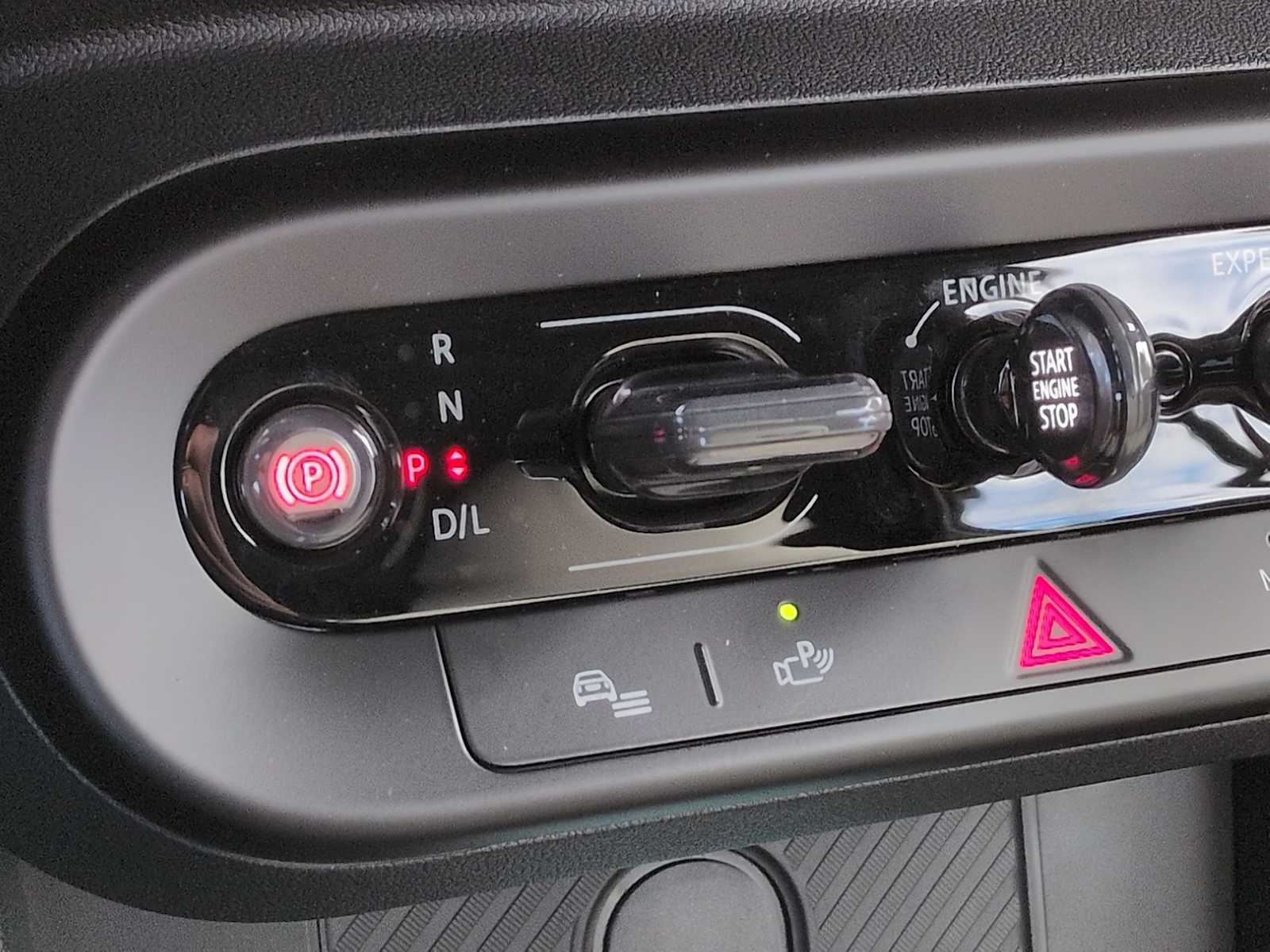 Thumbnail: 2026 MINI Cooper Convertible - 32