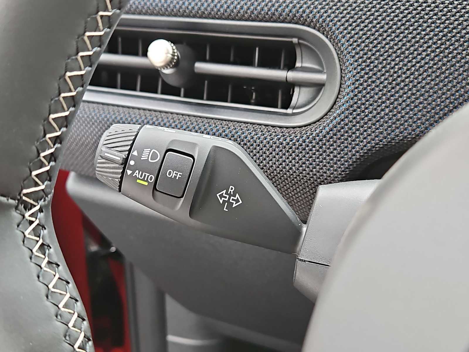 Thumbnail: 2026 MINI Cooper Convertible - 26