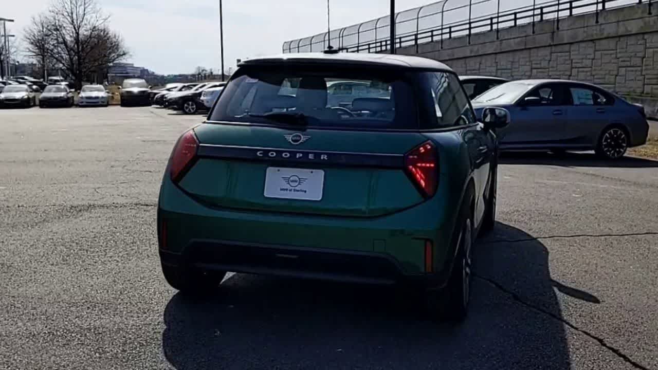 Thumbnail: 2025 MINI Cooper Hardtop - 7