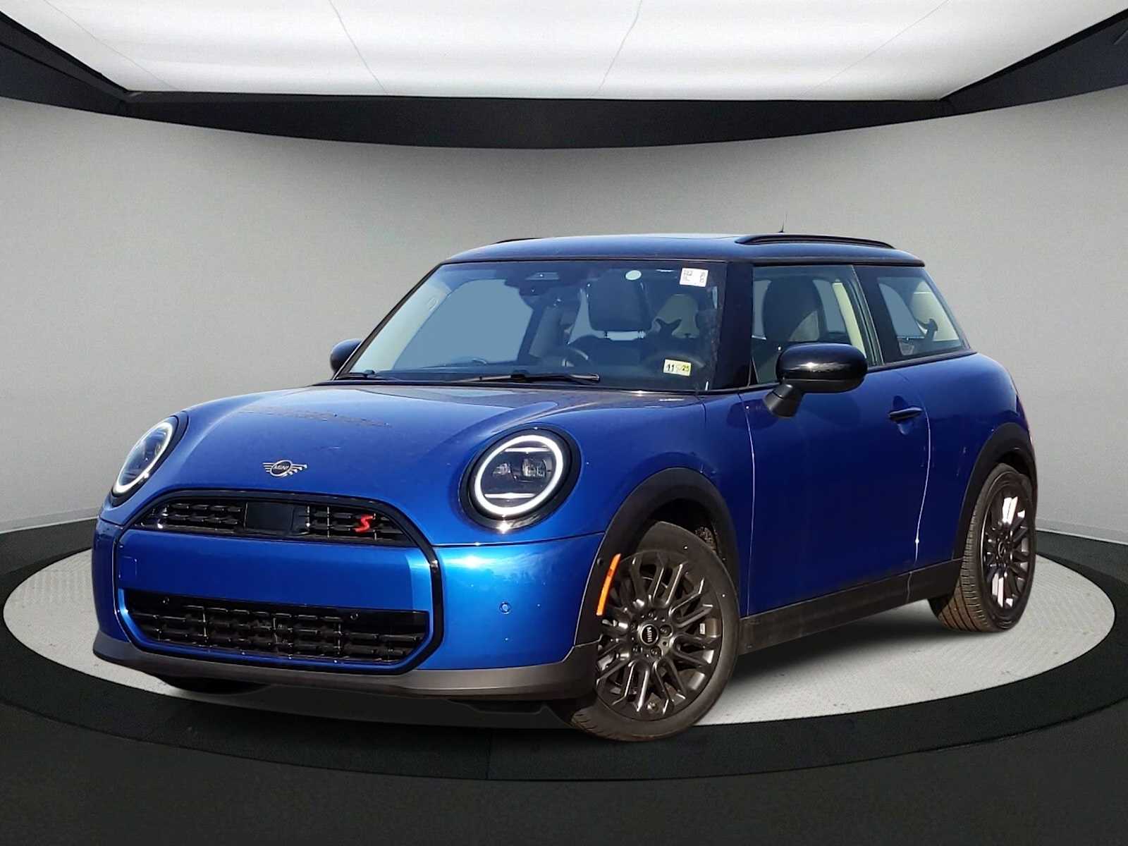 2025 MINI Cooper Hardtop S -
                  Sterling, VA