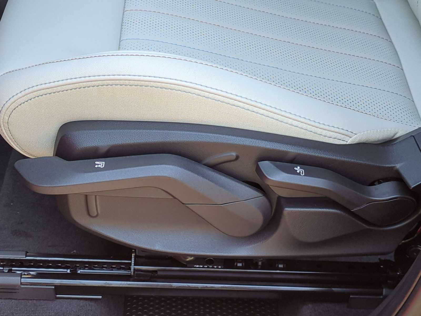 Thumbnail: 2025 MINI Cooper Countryman - 16