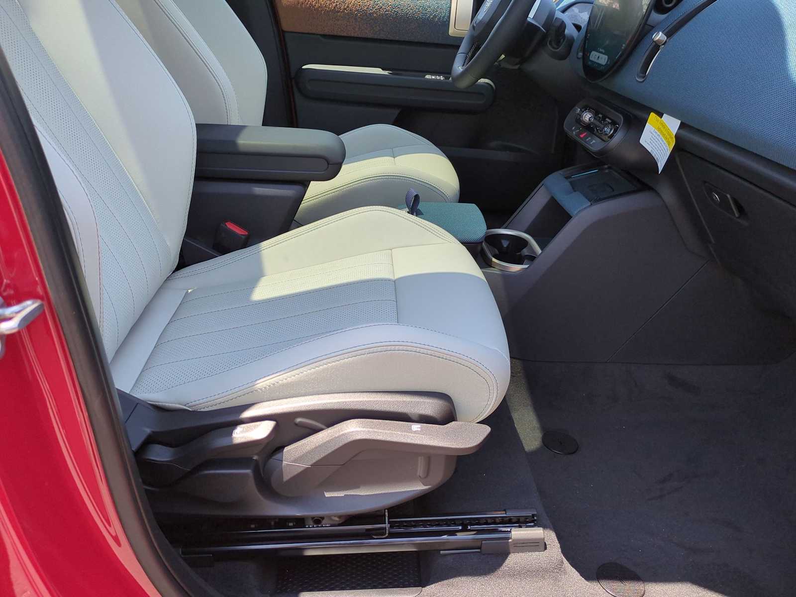 Thumbnail: 2025 MINI Cooper Countryman - 22