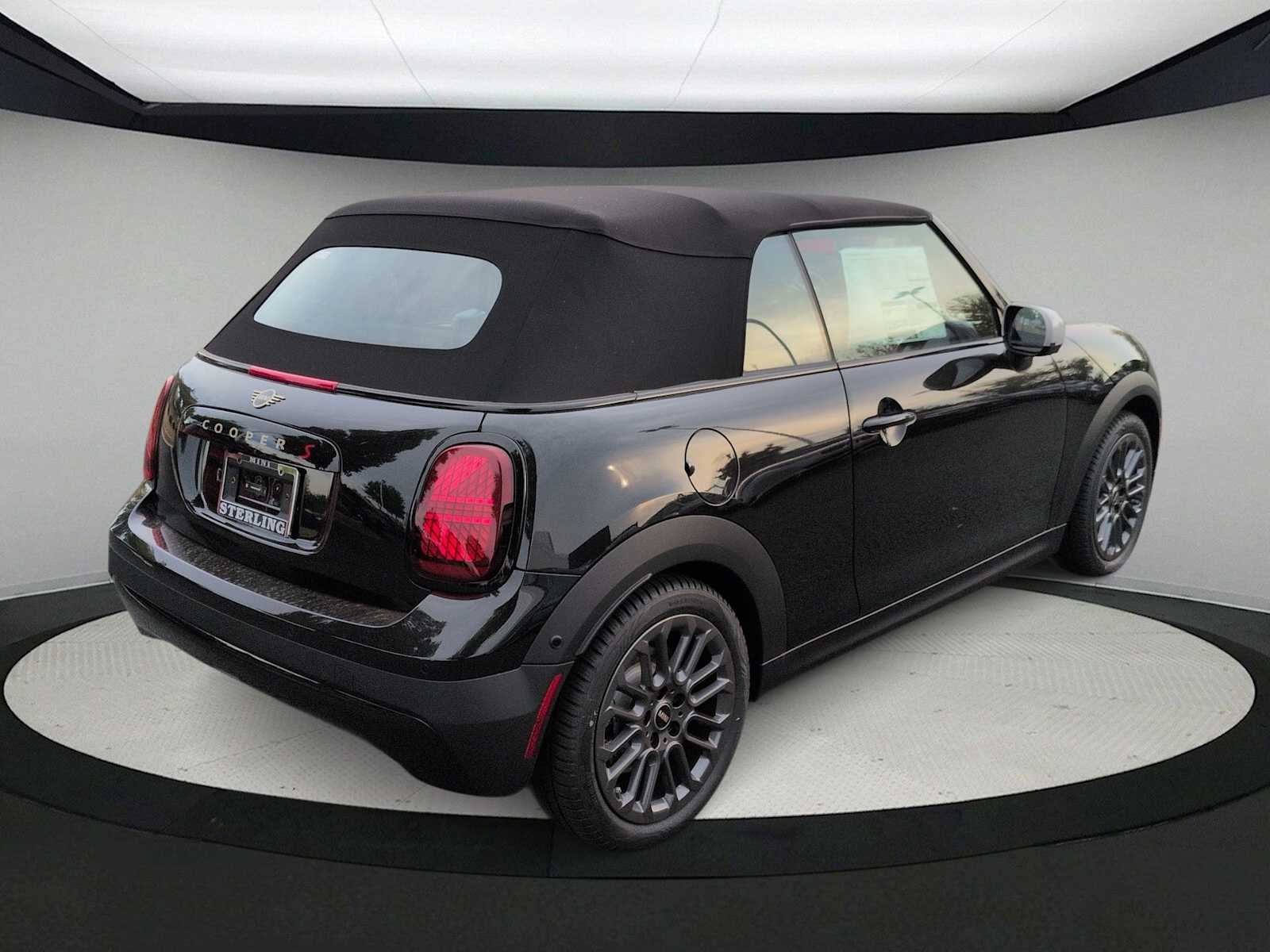Thumbnail: 2026 MINI Cooper Convertible - 8