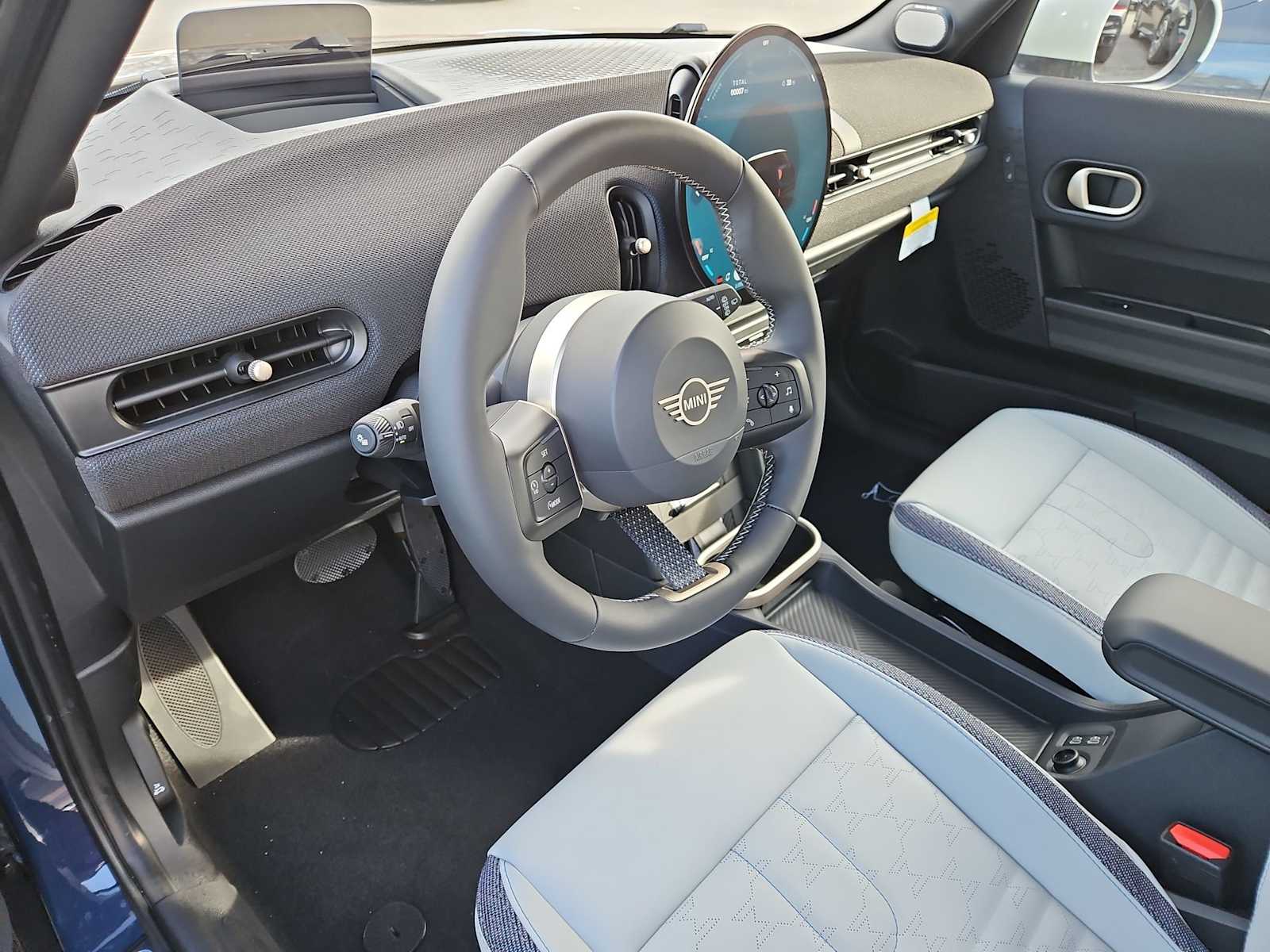 Thumbnail: 2026 MINI Cooper Hardtop - 10