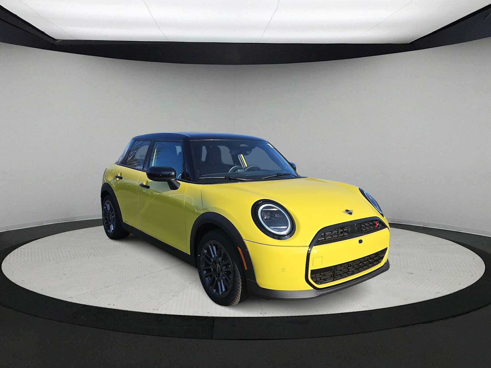 Thumbnail: 2026 MINI Cooper Hardtop - 2