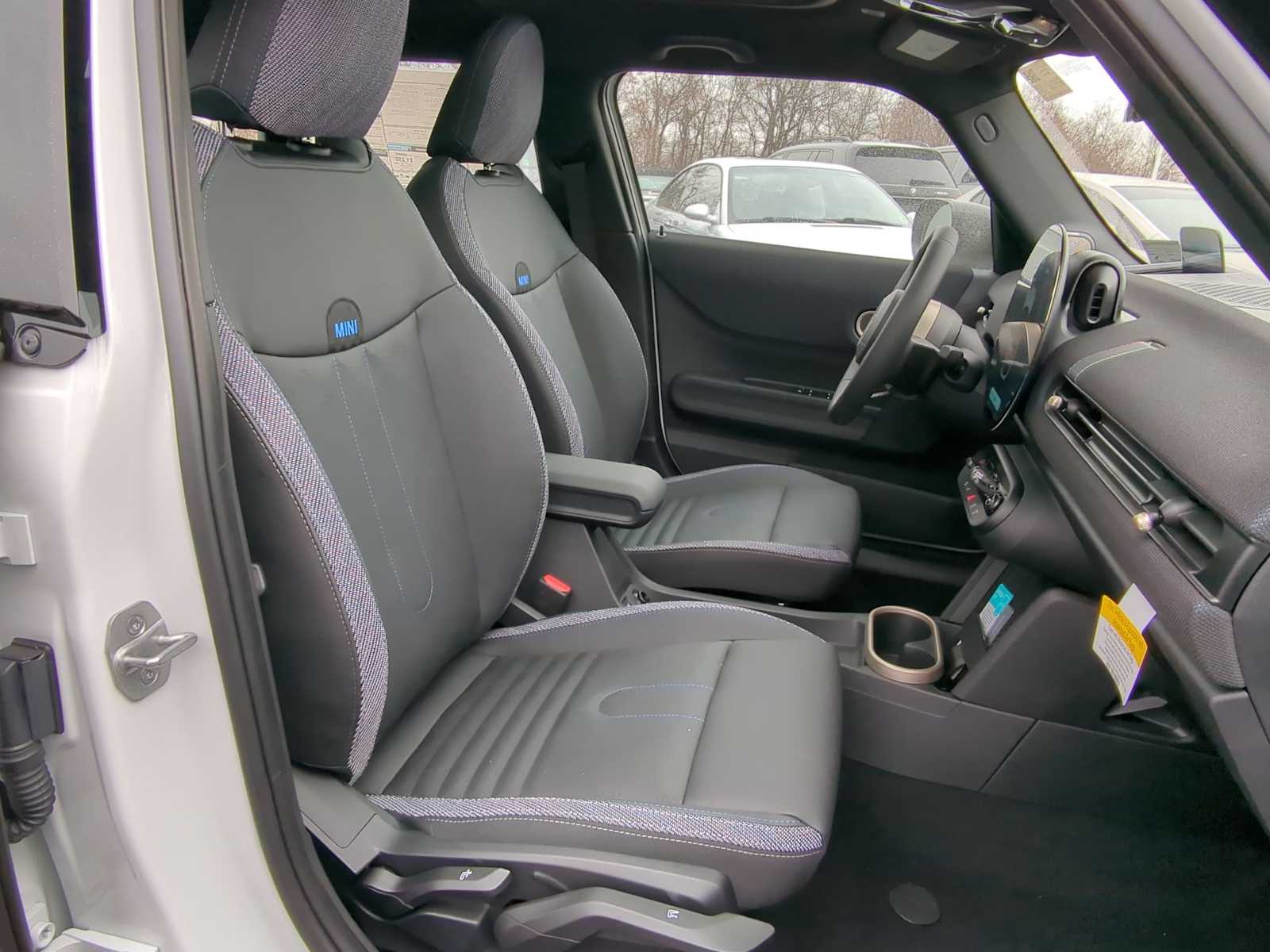 Thumbnail: 2026 MINI Cooper Hardtop - 24