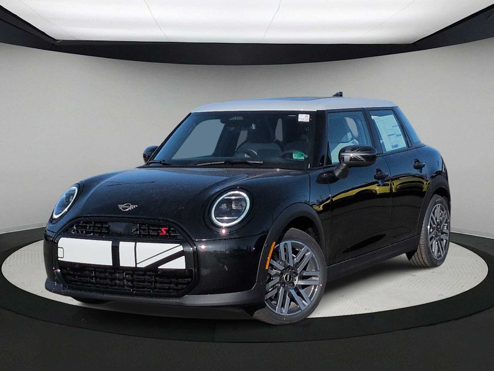 Thumbnail: 2026 MINI Cooper Hardtop - 1