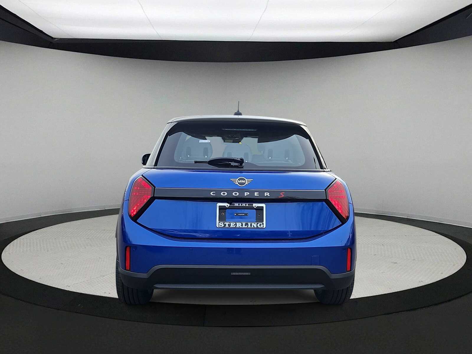 Thumbnail: 2026 MINI Cooper Hardtop - 7