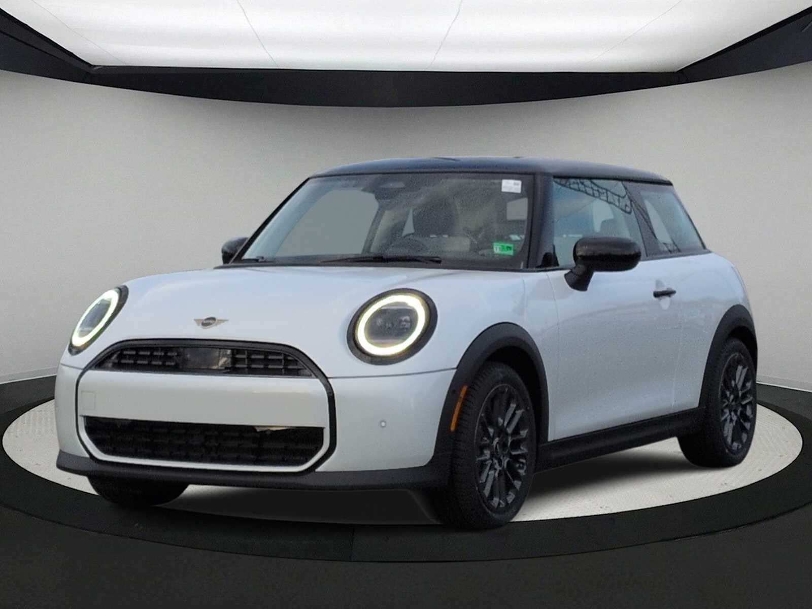 Thumbnail: 2026 MINI Cooper Hardtop - 4