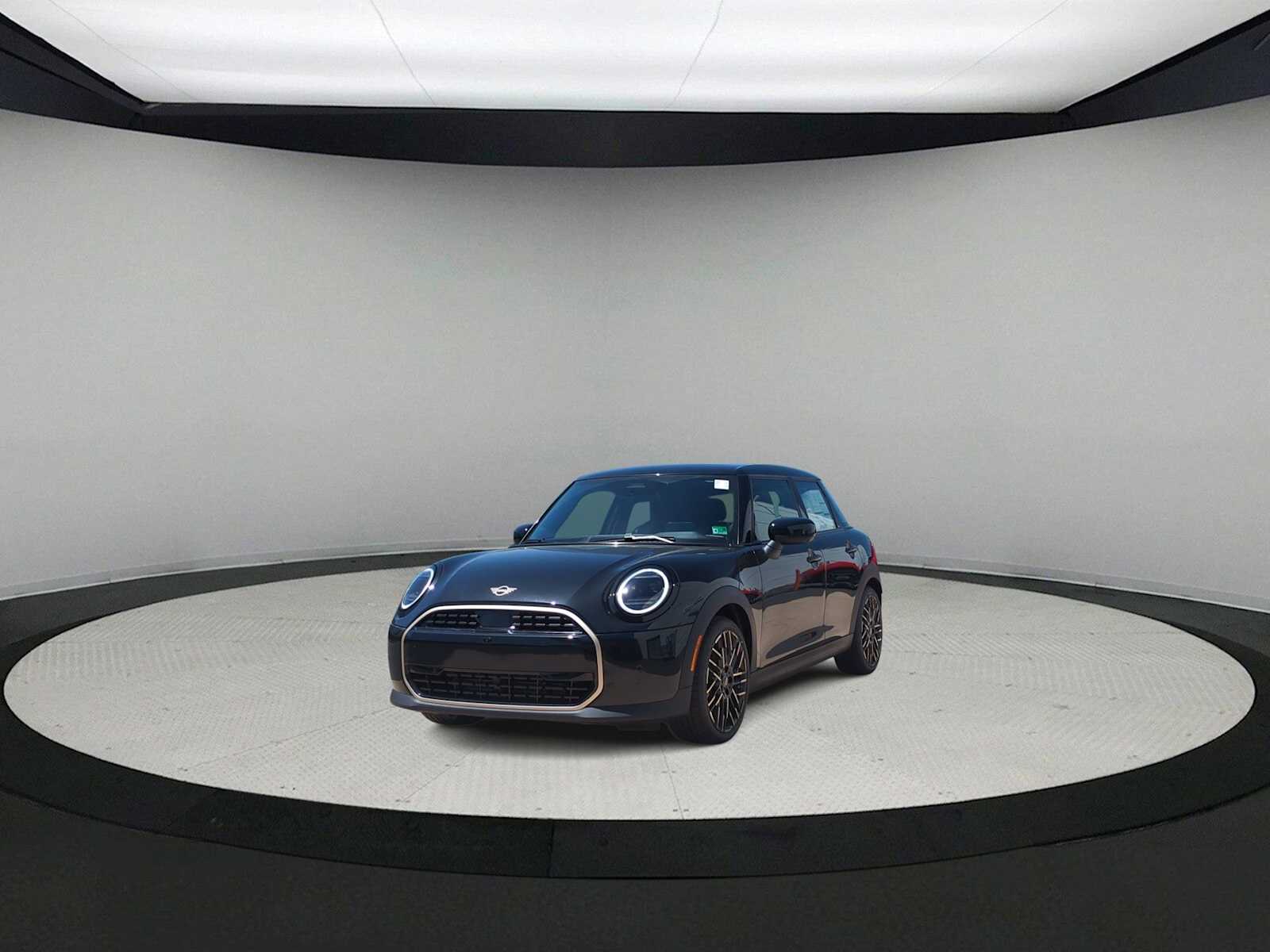 Thumbnail: 2025 MINI Cooper Hardtop - 4