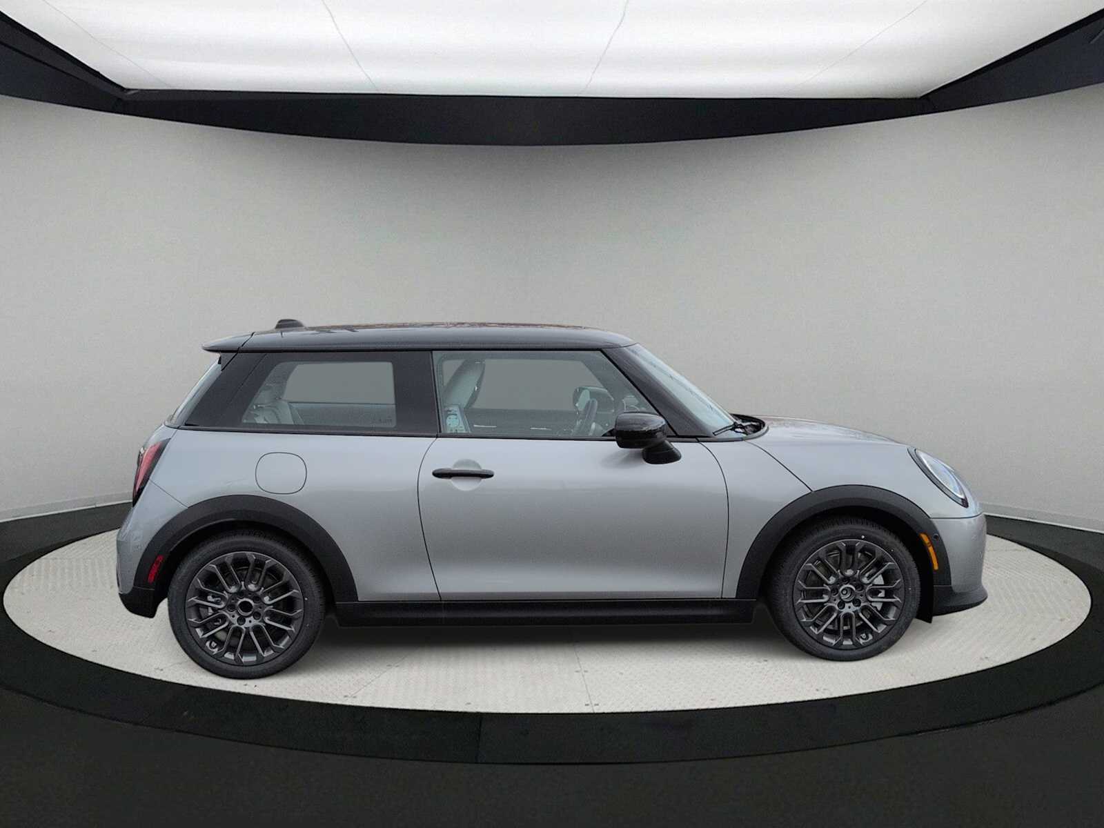 Thumbnail: 2026 MINI Cooper Hardtop - 9
