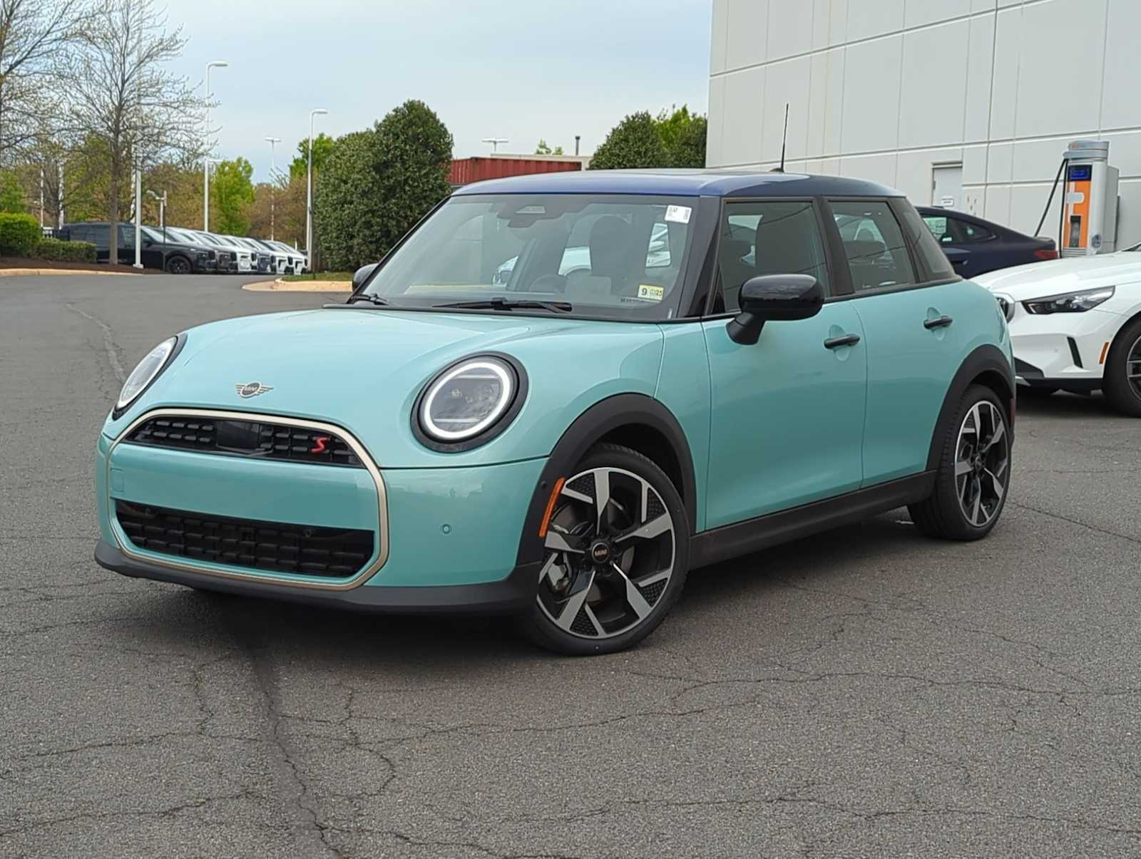 2025 MINI Cooper Hardtop S -
                  Sterling, VA