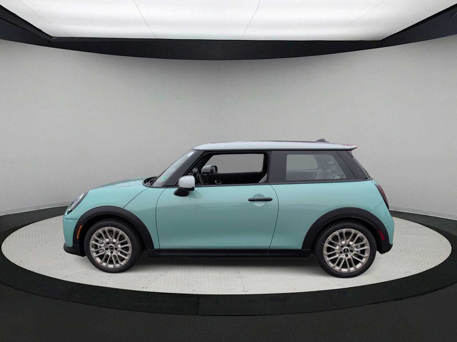 Thumbnail: 2026 MINI Cooper Hardtop - 5