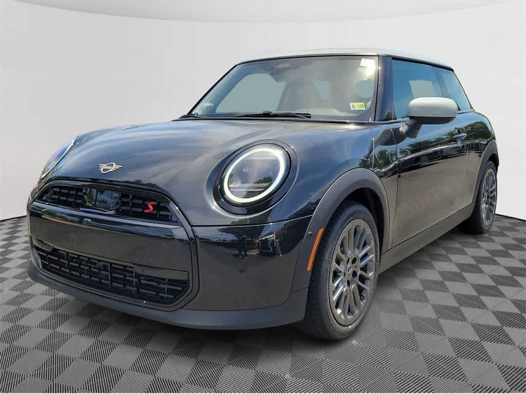 2025 MINI Cooper Hardtop S -
                  Sterling, VA