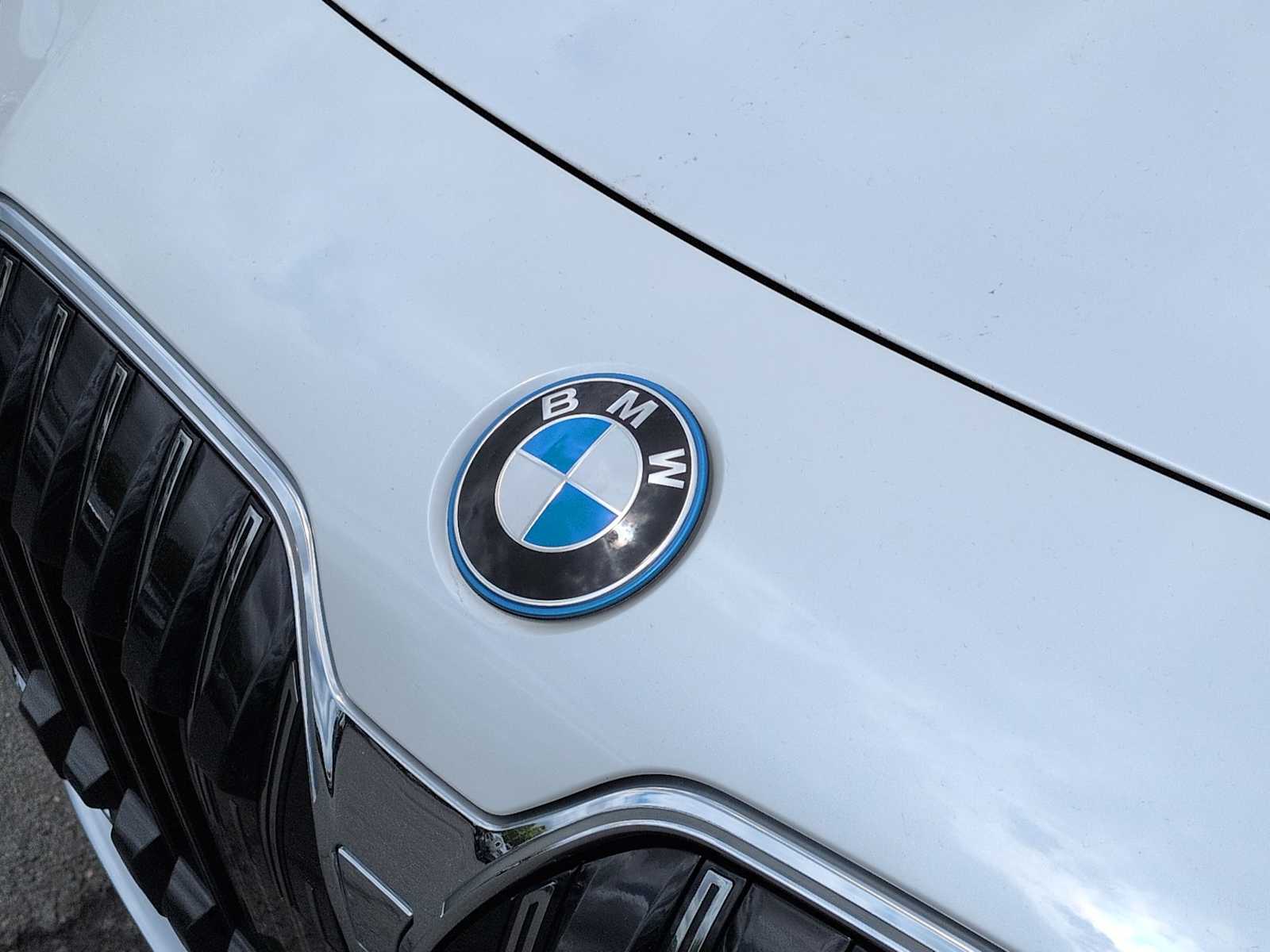 Thumbnail: 2025 BMW i7 - 12