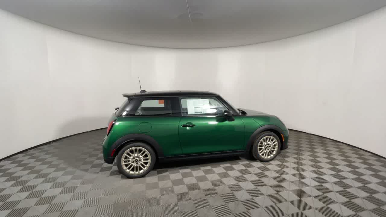 Thumbnail: 2025 MINI Cooper - 9