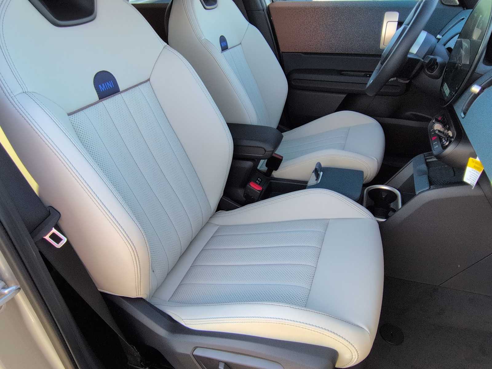 Thumbnail: 2025 MINI Cooper Countryman - 22