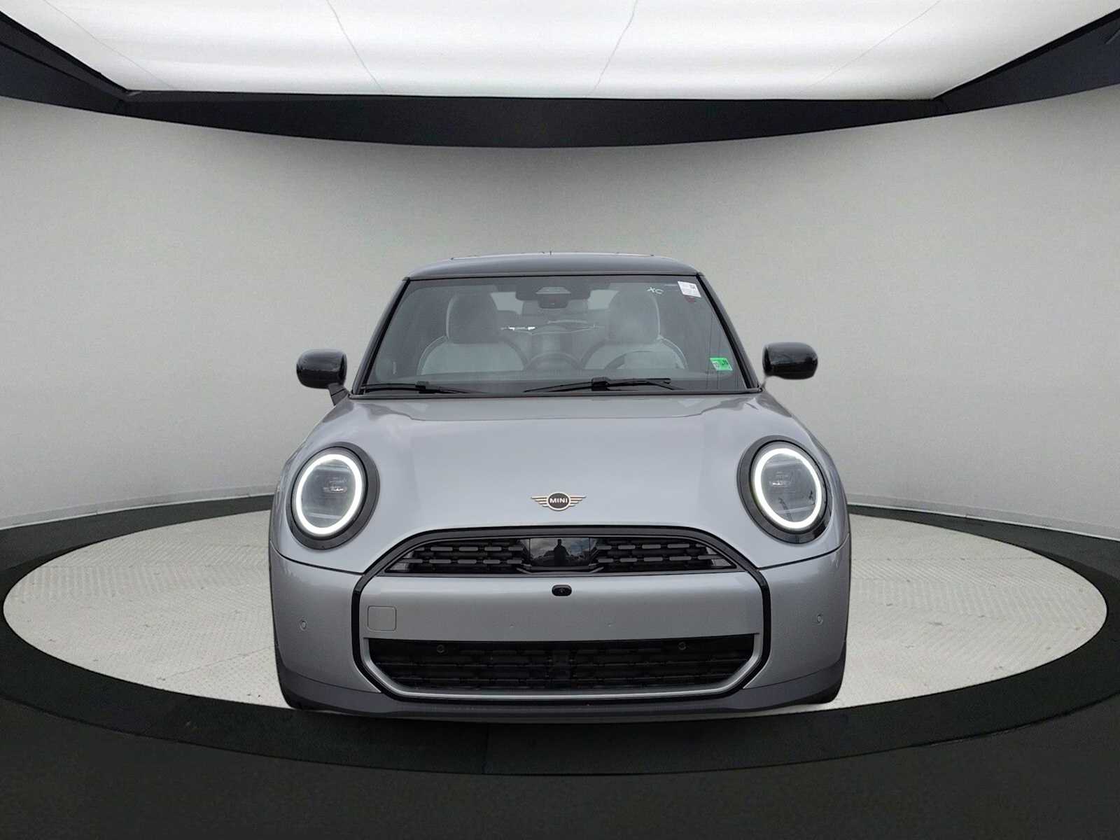Thumbnail: 2026 MINI Cooper Hardtop - 3