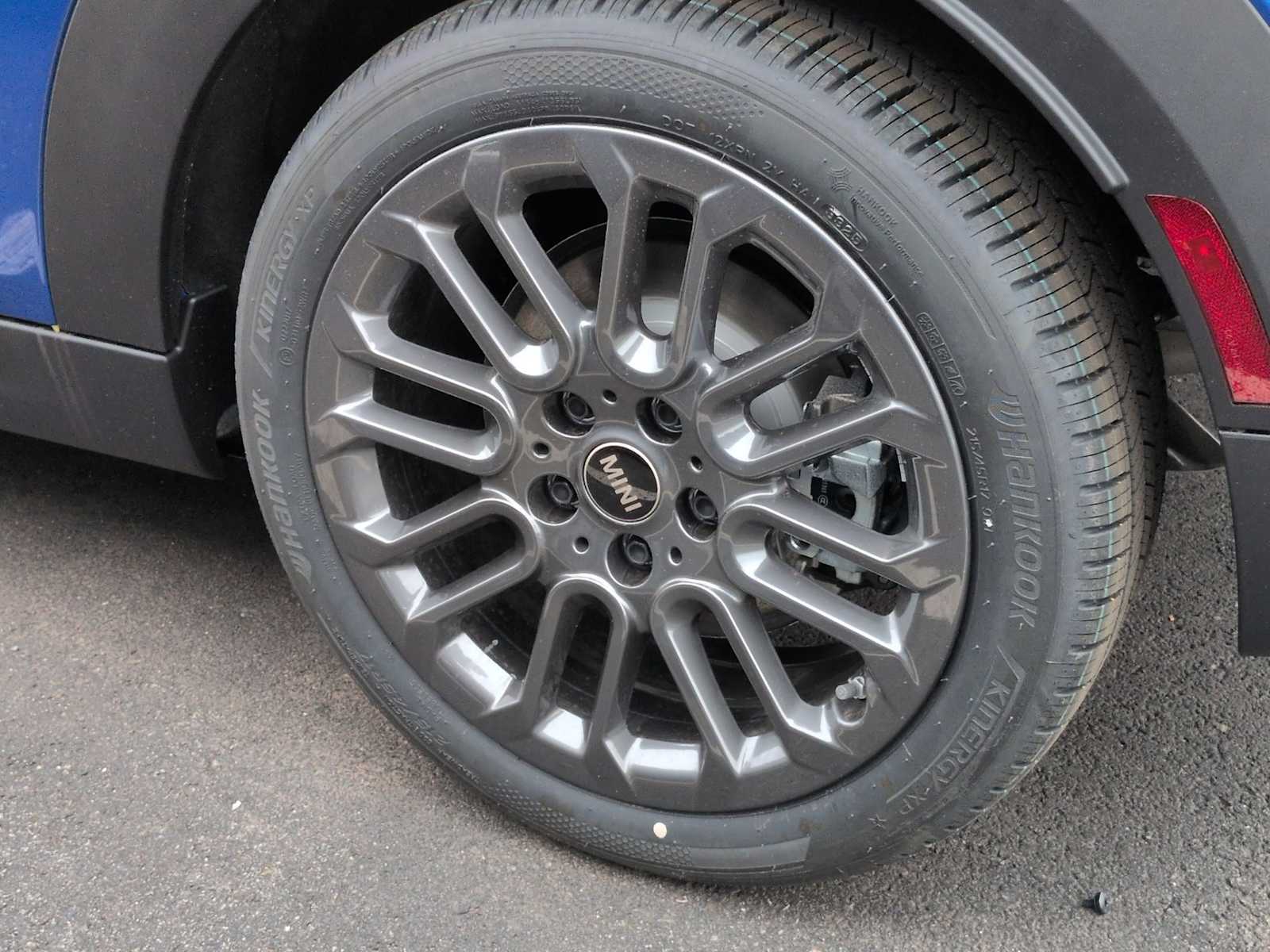 Thumbnail: 2026 MINI Cooper Hardtop - 14