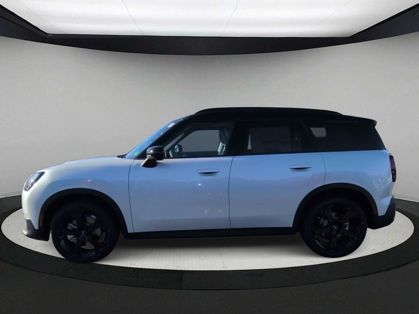Thumbnail: 2026 MINI Cooper Countryman - 5