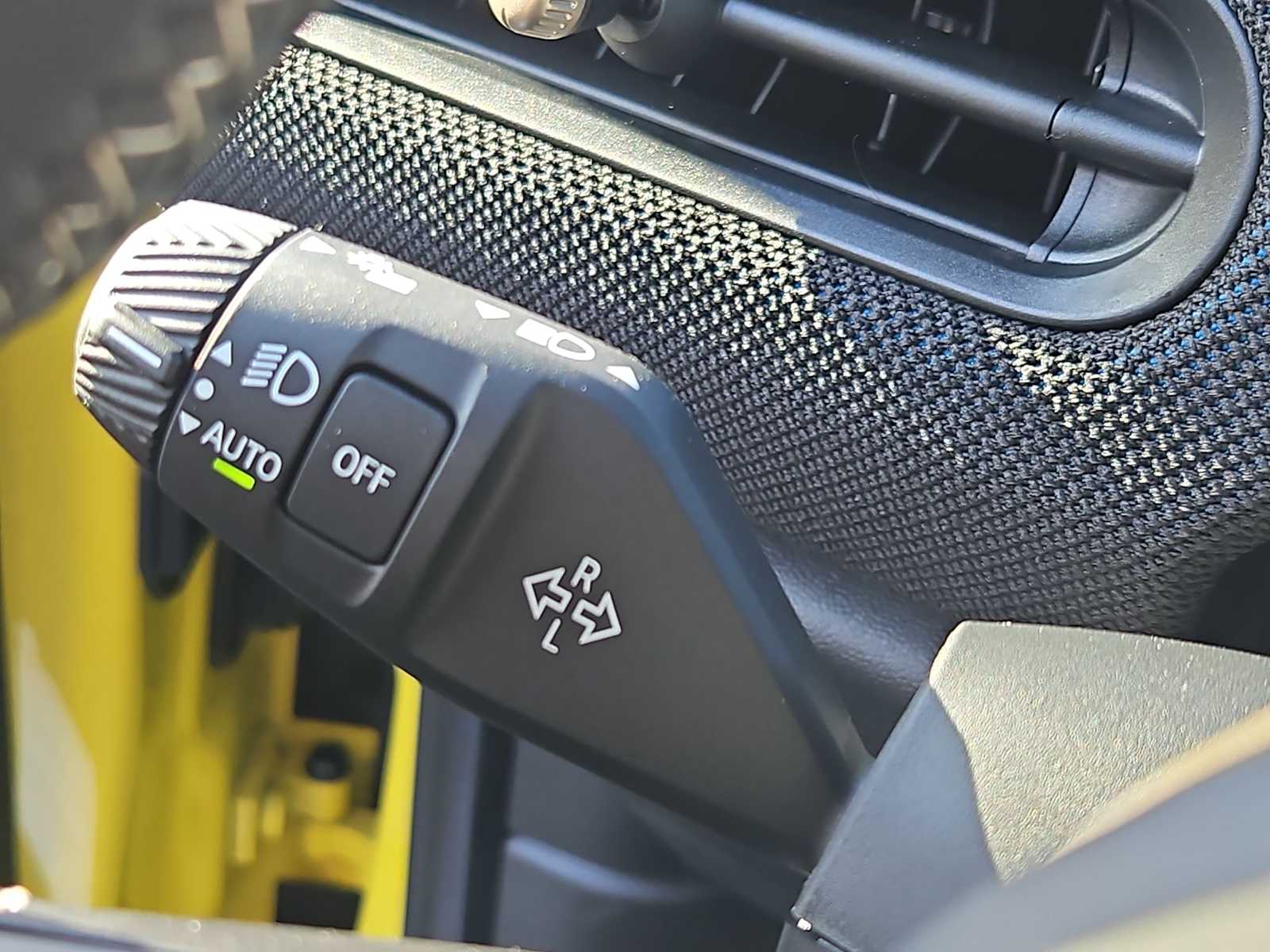 Thumbnail: 2026 MINI Cooper Hardtop - 25