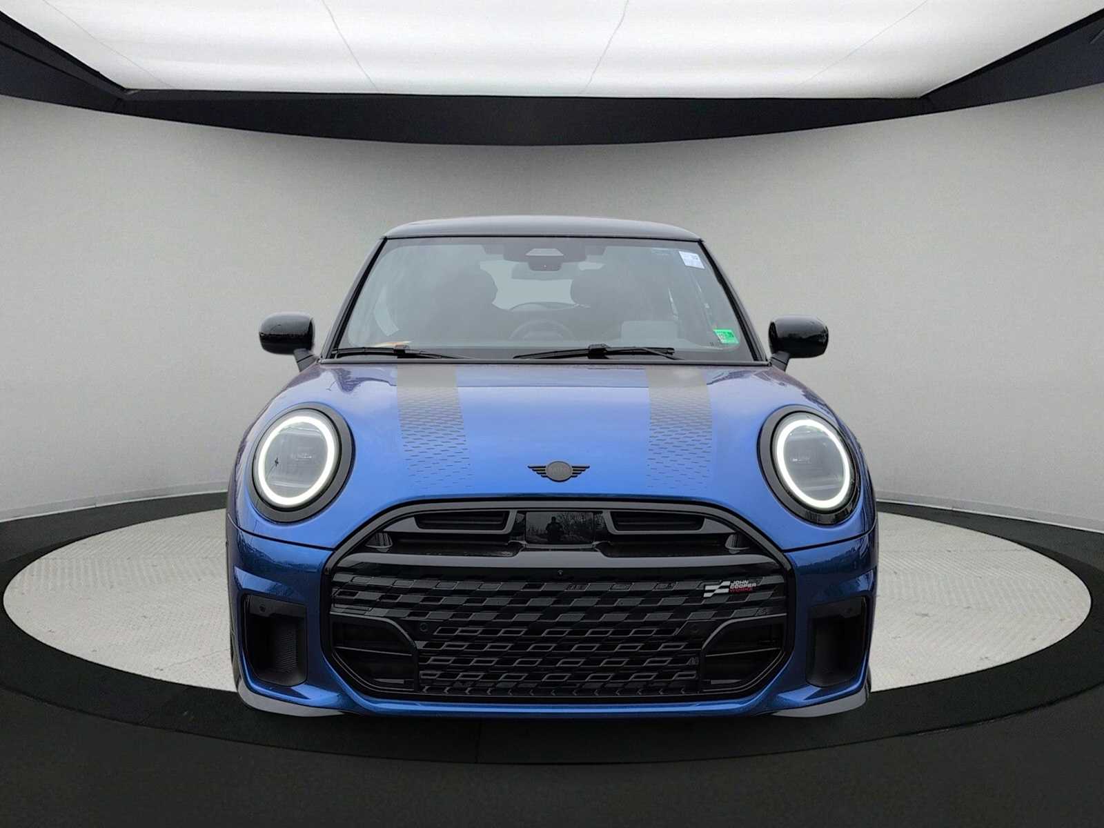 Thumbnail: 2026 MINI Cooper Hardtop - 3