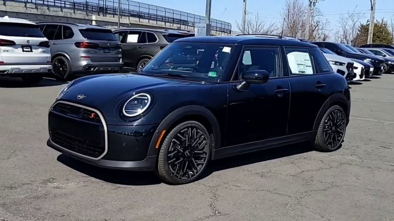 Thumbnail: 2025 MINI Cooper Hardtop - 4