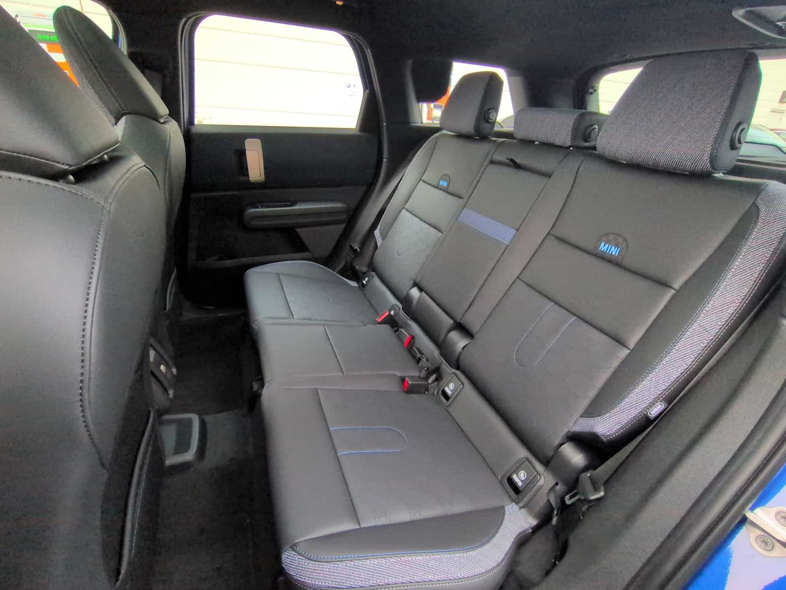 Thumbnail: 2025 MINI Cooper Countryman - 21