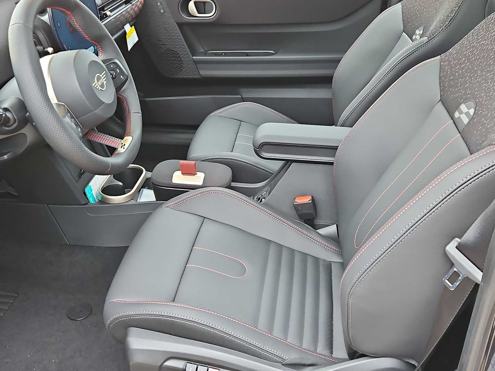 Thumbnail: 2026 MINI Cooper Hardtop - 15