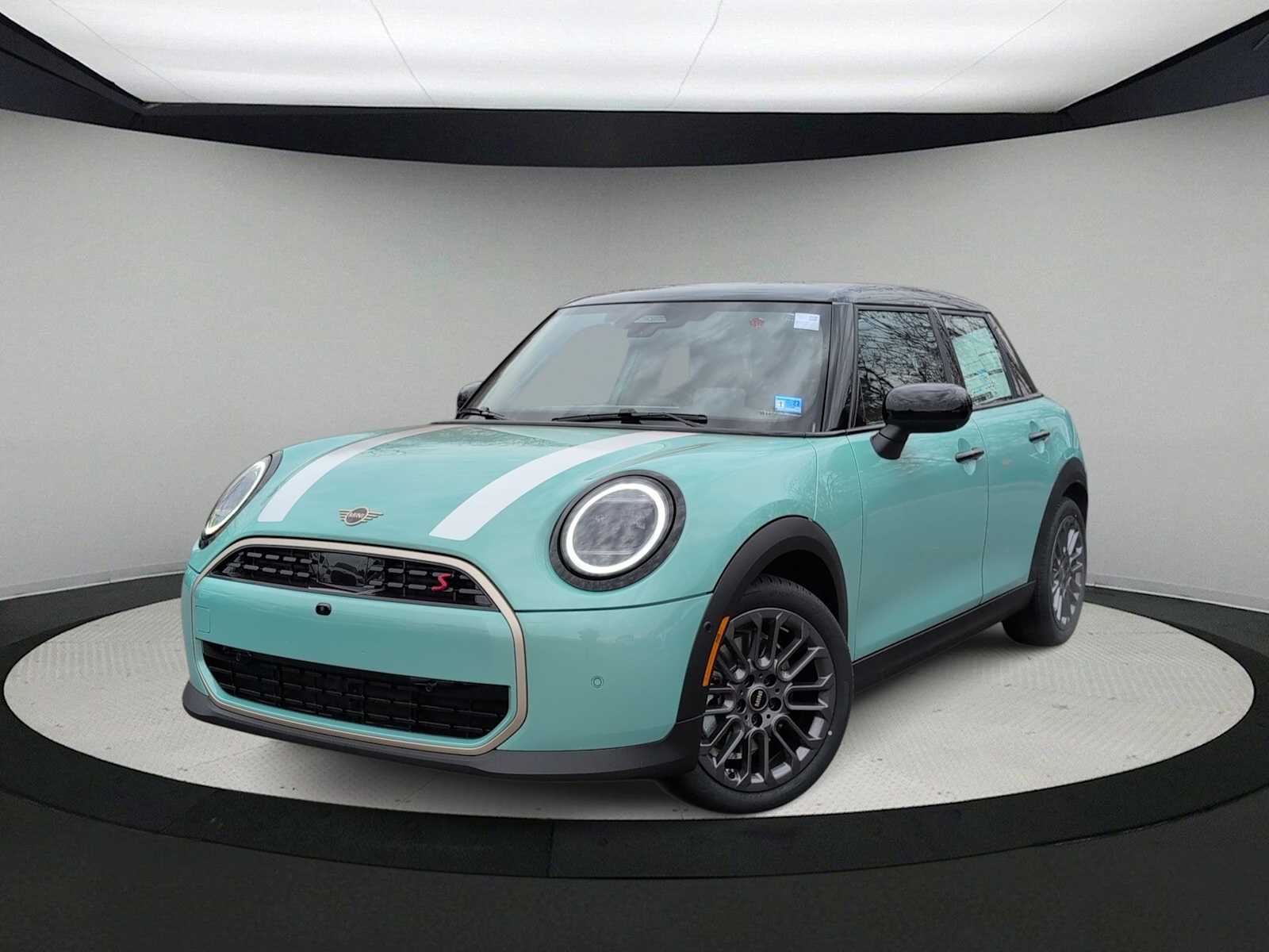 Thumbnail: 2026 MINI Cooper Hardtop - 1
