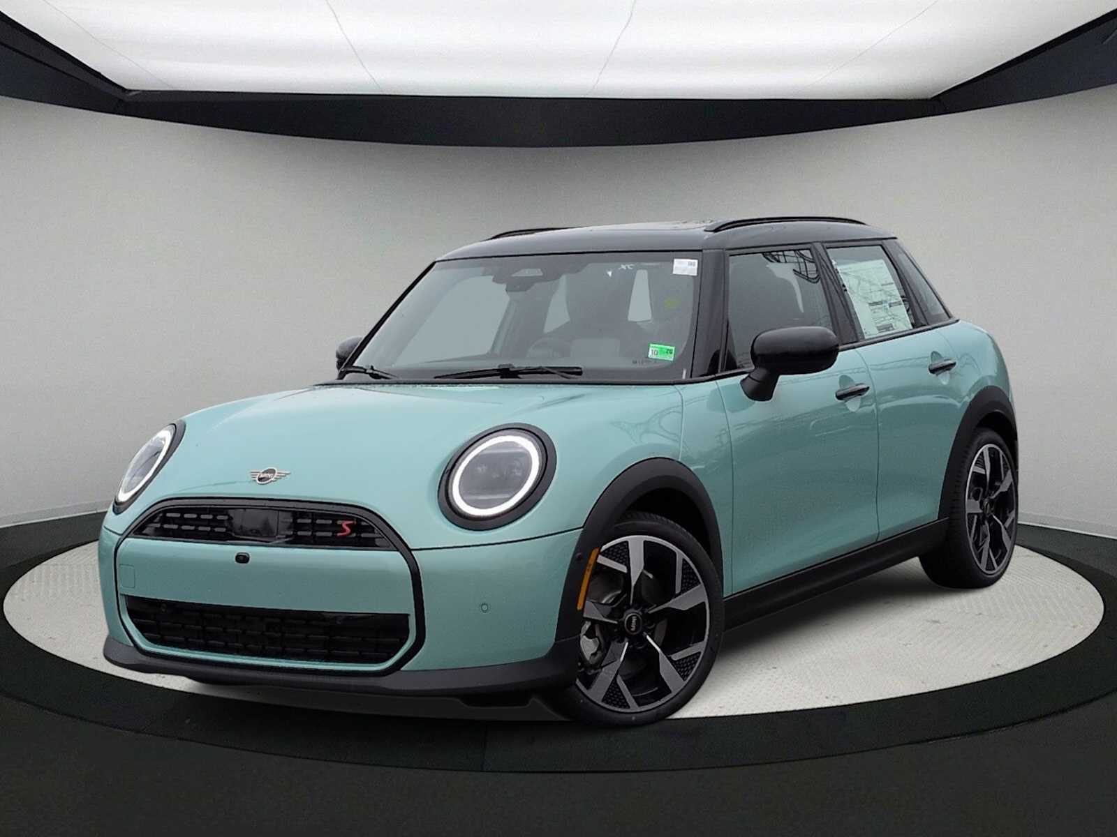 Thumbnail: 2026 MINI Cooper Hardtop - 1