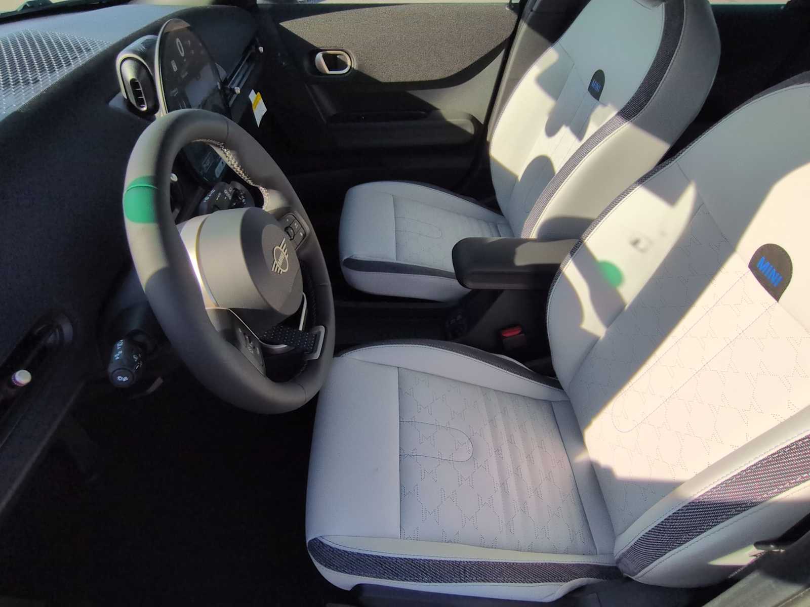 Thumbnail: 2026 MINI Cooper Hardtop - 10