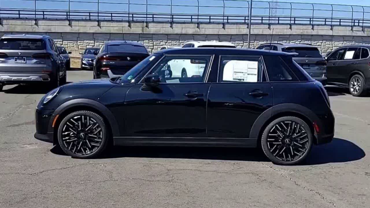 Thumbnail: 2025 MINI Cooper Hardtop - 5