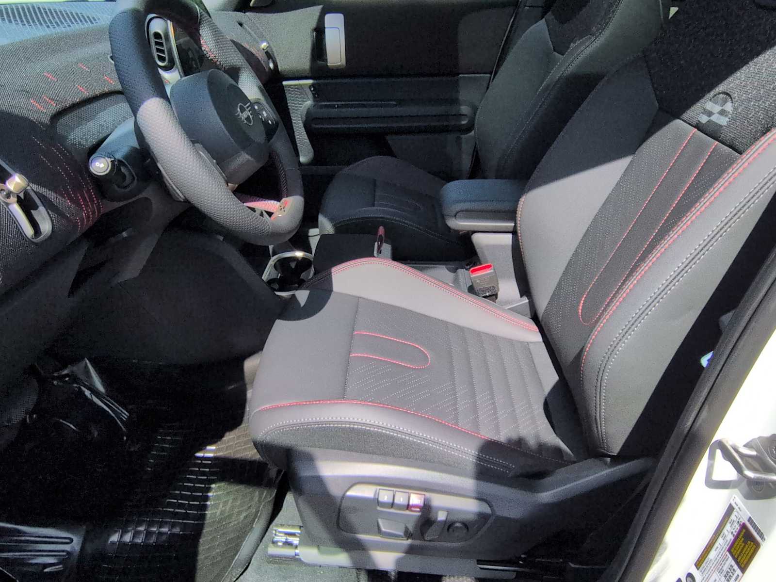 Thumbnail: 2027 MINI Cooper Countryman - 17