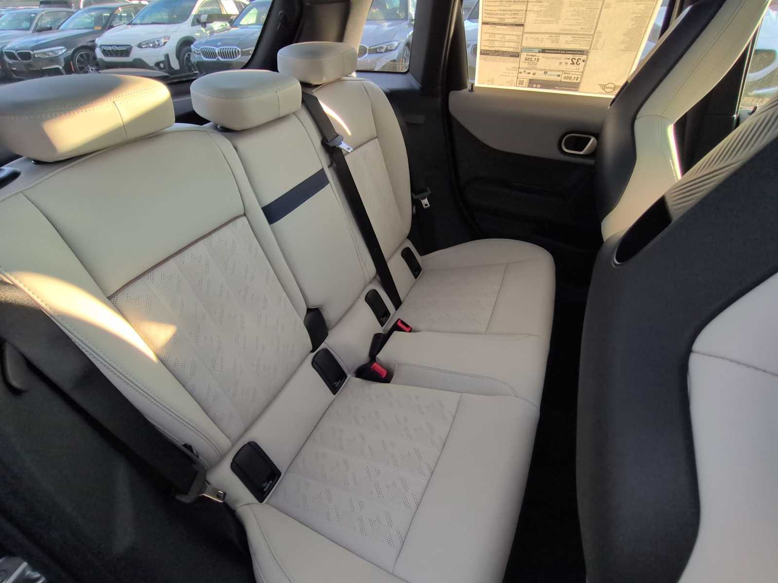 Thumbnail: 2026 MINI Cooper Hardtop - 22