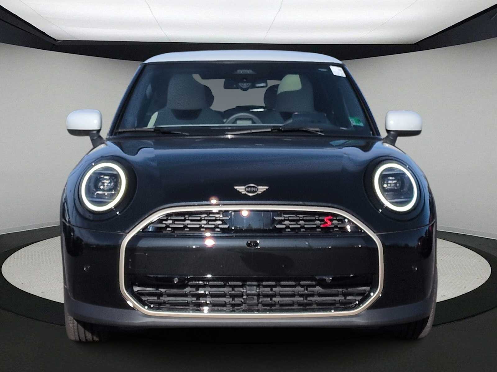 Thumbnail: 2026 MINI Cooper Hardtop - 3