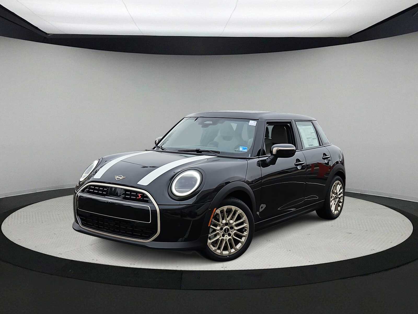 Thumbnail: 2026 MINI Cooper Hardtop - 1