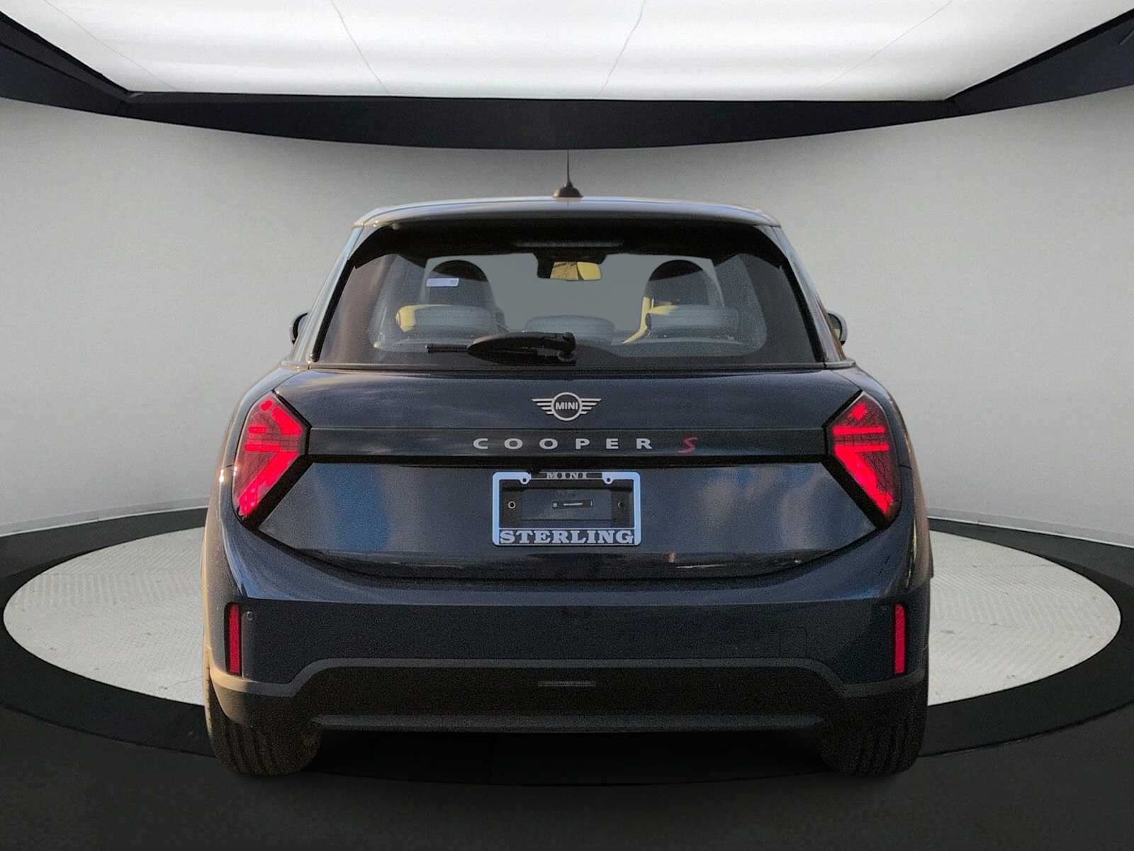 Thumbnail: 2026 MINI Cooper Hardtop - 7