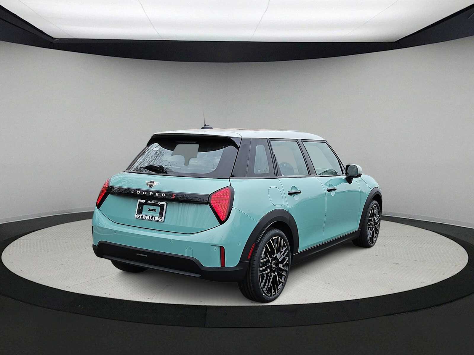 Thumbnail: 2026 MINI Cooper Hardtop - 8