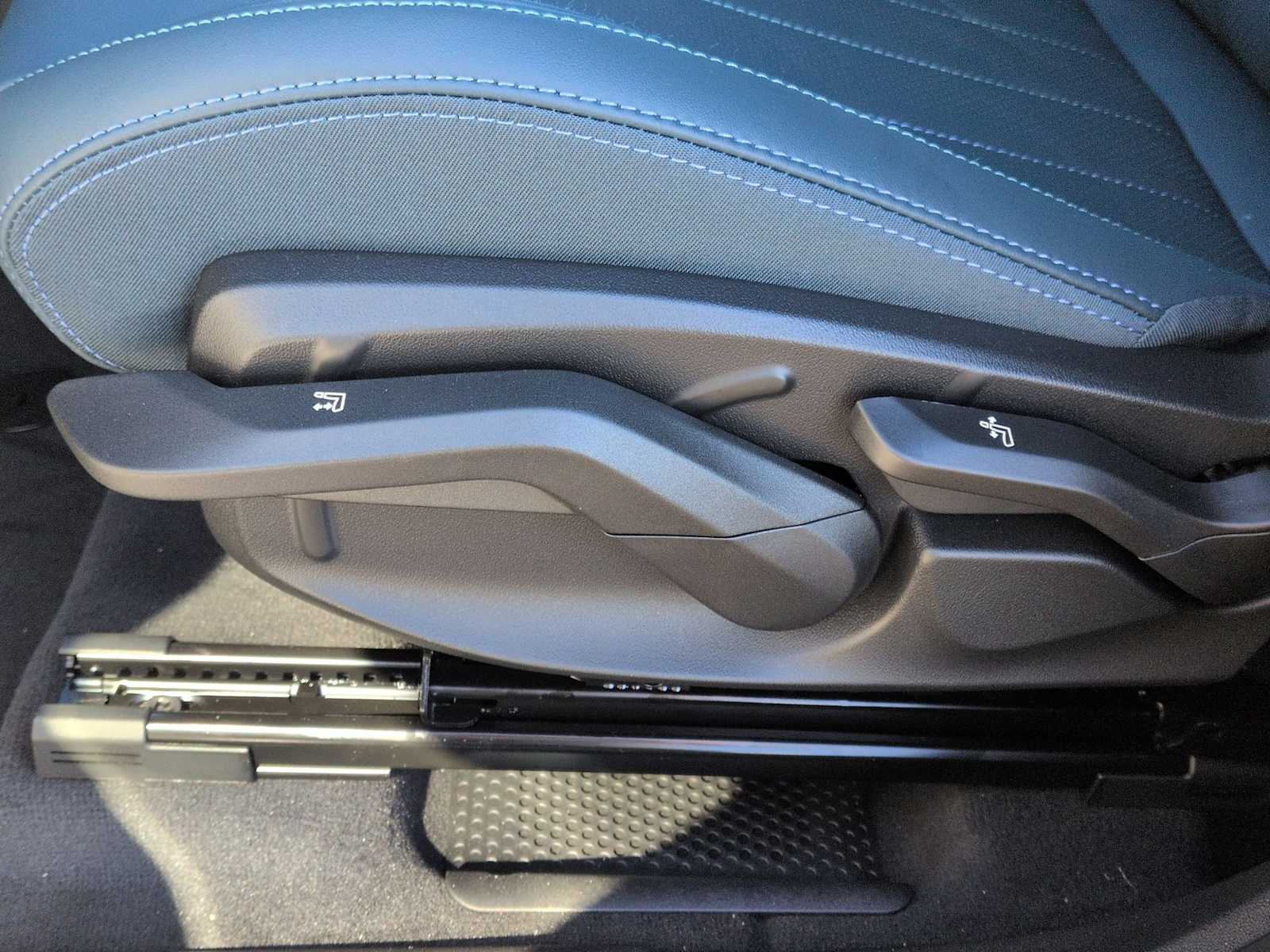 Thumbnail: 2026 MINI Cooper Countryman - 18