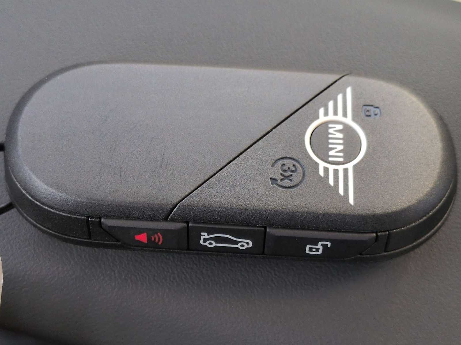 Thumbnail: 2026 MINI Cooper Hardtop - 38