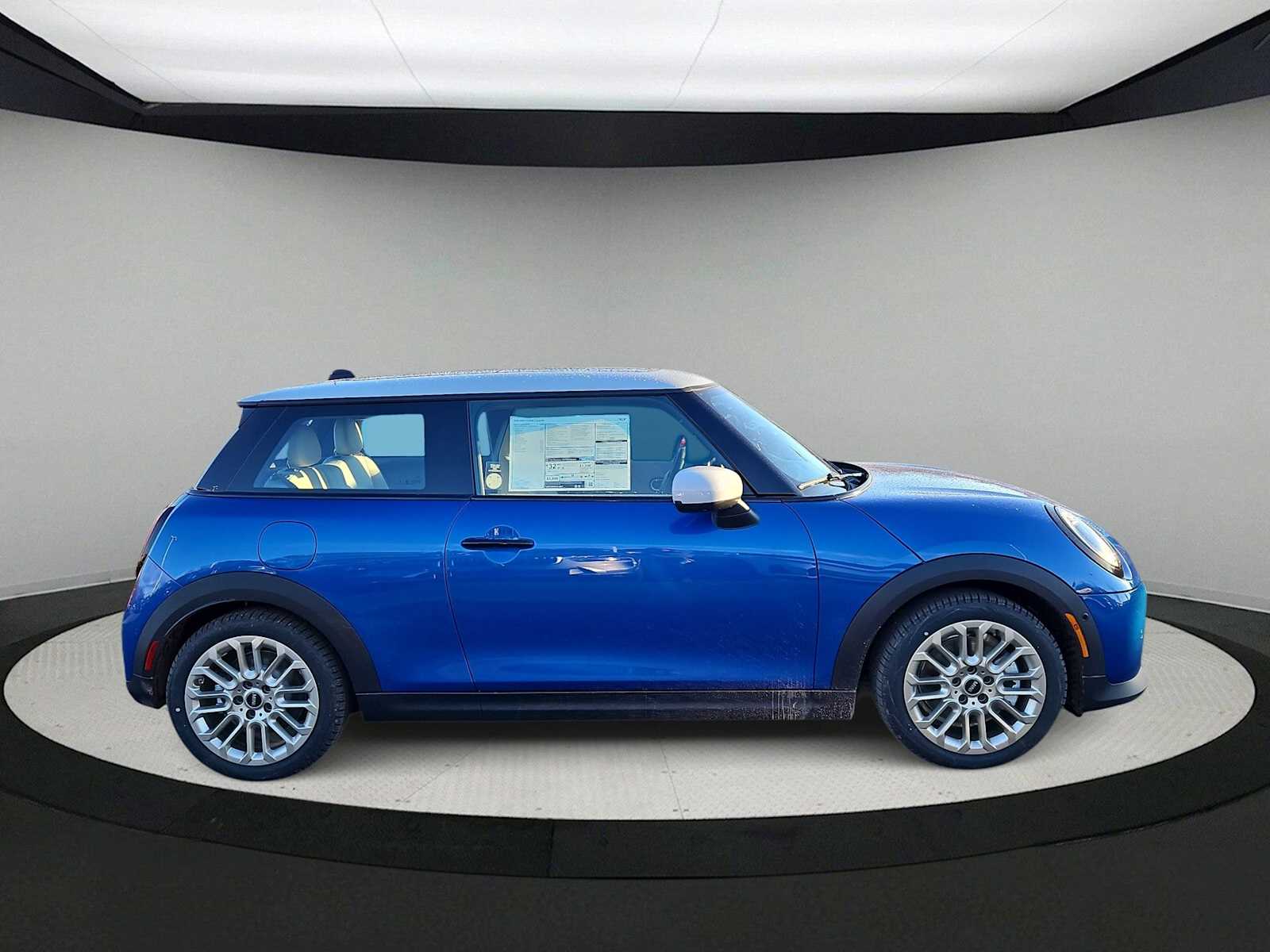 Thumbnail: 2026 MINI Cooper Hardtop - 9